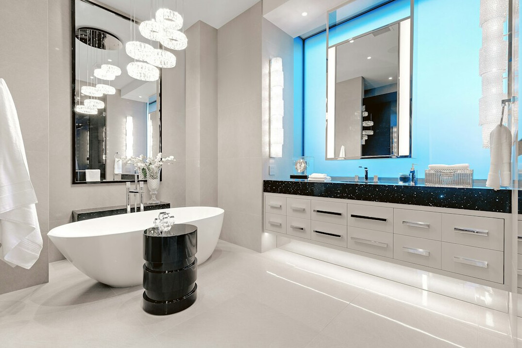 luxury celebrity bathroom